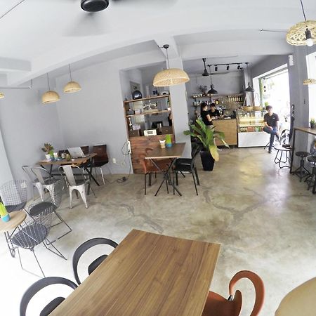 Happy Coffee Guesthouse Ciudad Ho Chi Minh  Exterior foto